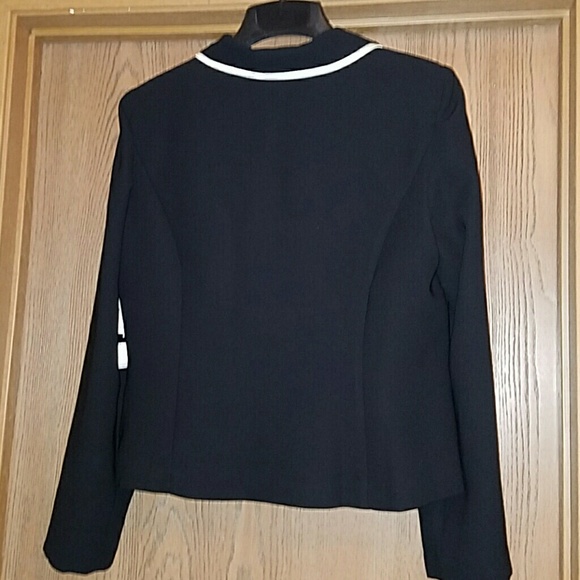 Danny & Nicole black blazer - Picture 4 of 5